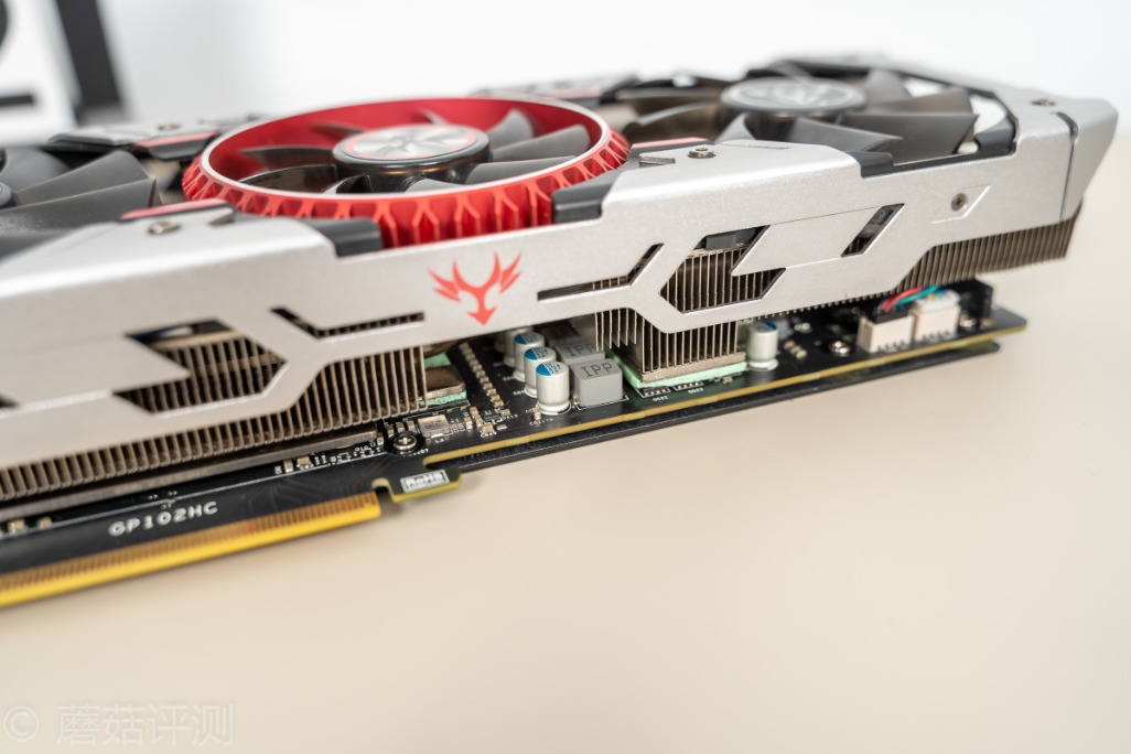 七彩虹1080ti相当于现在什么显卡,游戏显卡钉子户