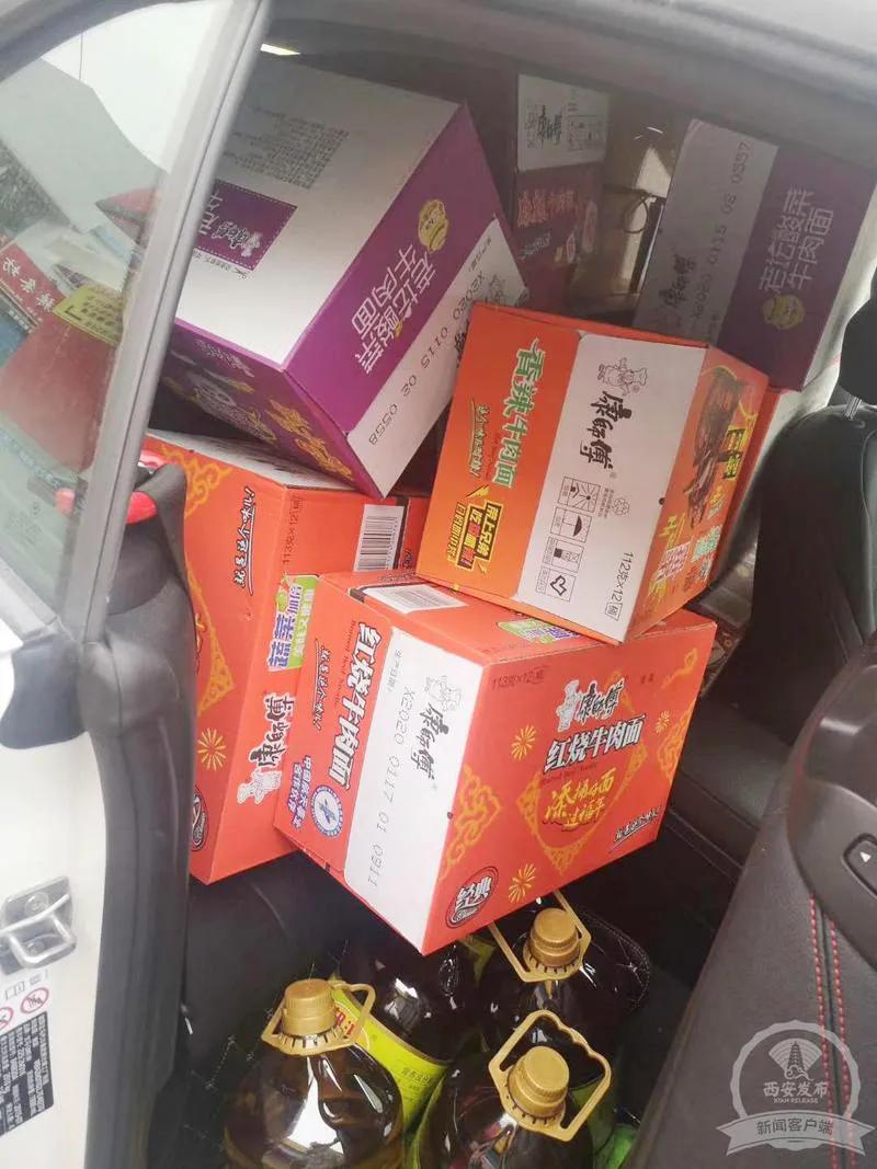 那个风雪中逆行山区送抗疫物资的女孩，又为*藏西**64个孩子许了个愿