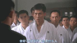 李连杰对利智一见钟情,李连杰为利智的付出