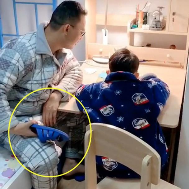 小学生作文“神反转”，情节跌宕起伏，网友：除了学习干啥都行