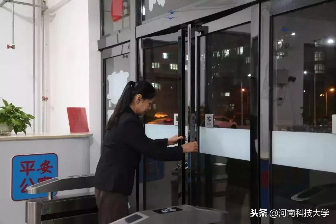 999感冒灵暖暖的很贴心原视频,999感冒灵暖暖的很贴心广告分析