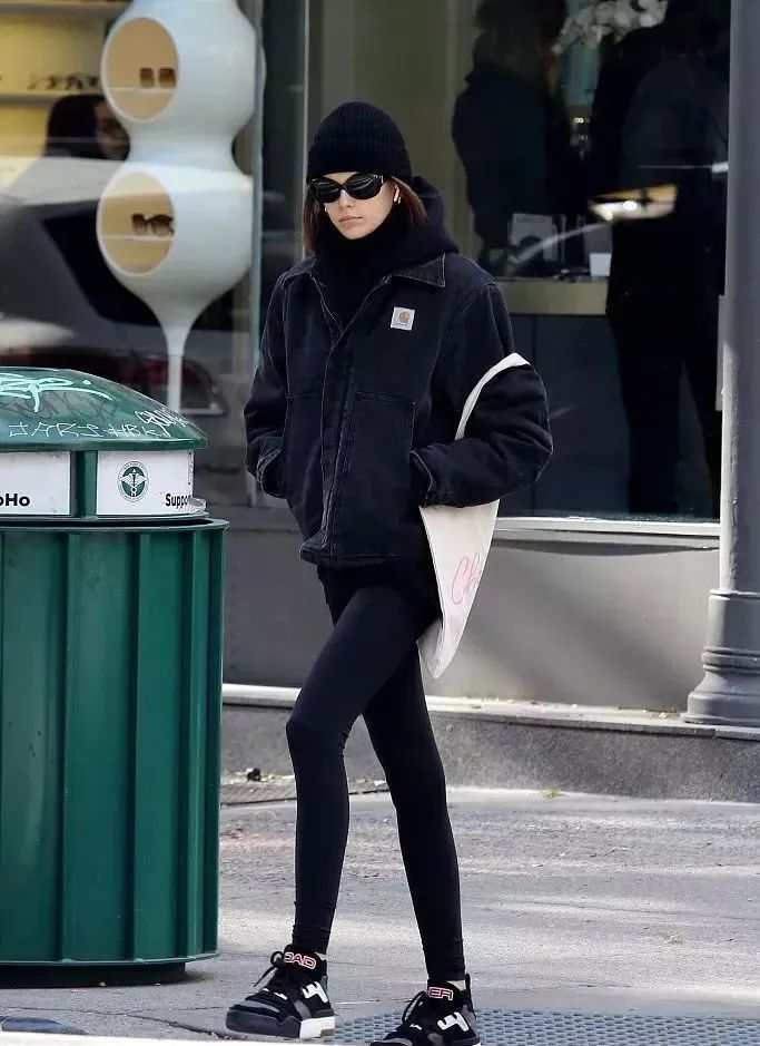 非常显瘦的一款魔术裤,高腰显瘦百搭魔术裤