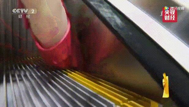 儿童穿什么类型的鞋对脚好,女生公认最伤脚的4种鞋子