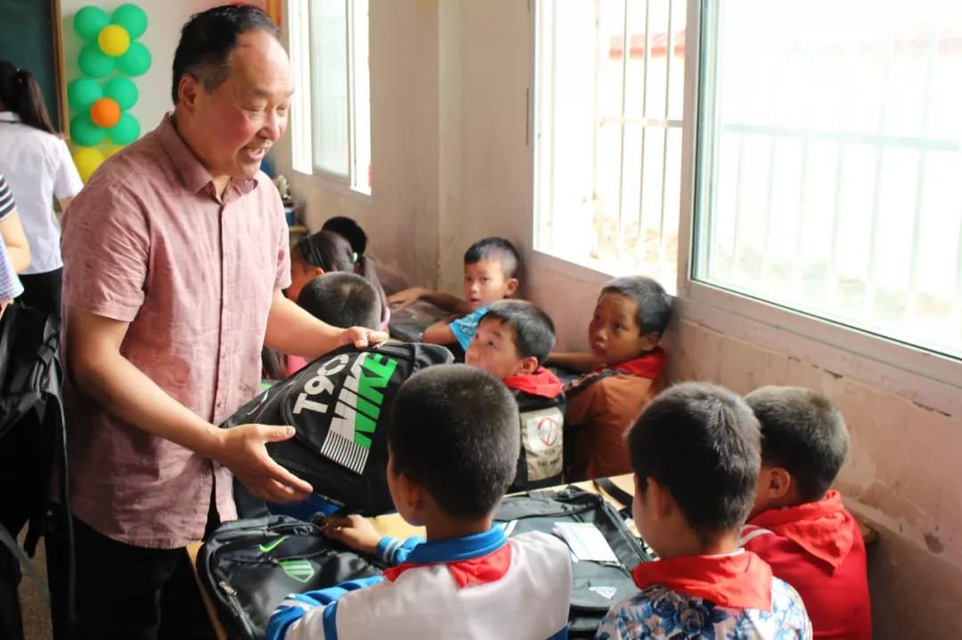 邓州市花洲实验小学少先队,邓州市北京路小学六一儿童节