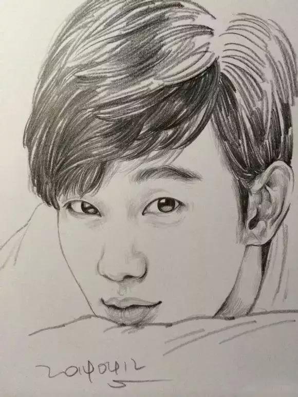 人物速写肖像画,速写是看一眼就能画出来的吗