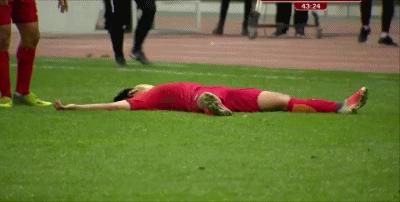 涓浗u20鐢疯冻鍙椾激,u21鍥借冻1-0缂呯敻灏忓皢鎰忓閲嶄激