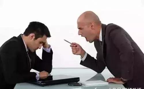 让那个男会计赶紧滚蛋！——小霞会计