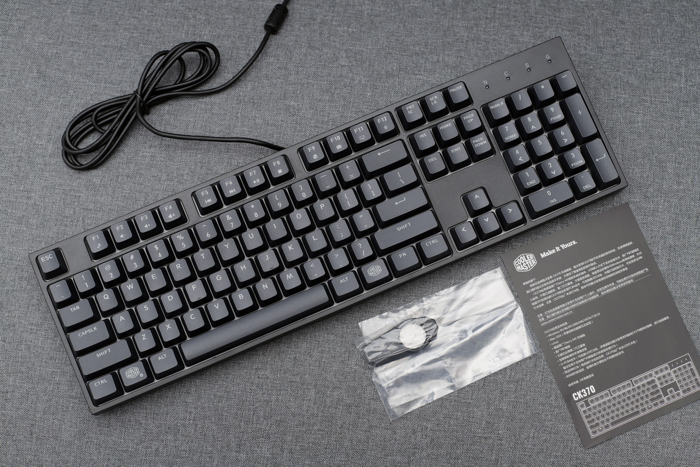 了解樱桃轴入门级机械键盘，从酷冷CK370开始