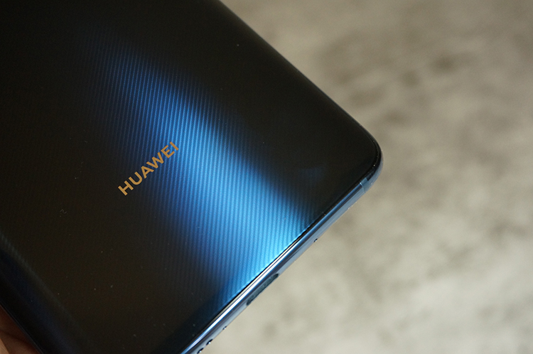 华为mate20有必要入手吗,华为mate20普通版还值得吗