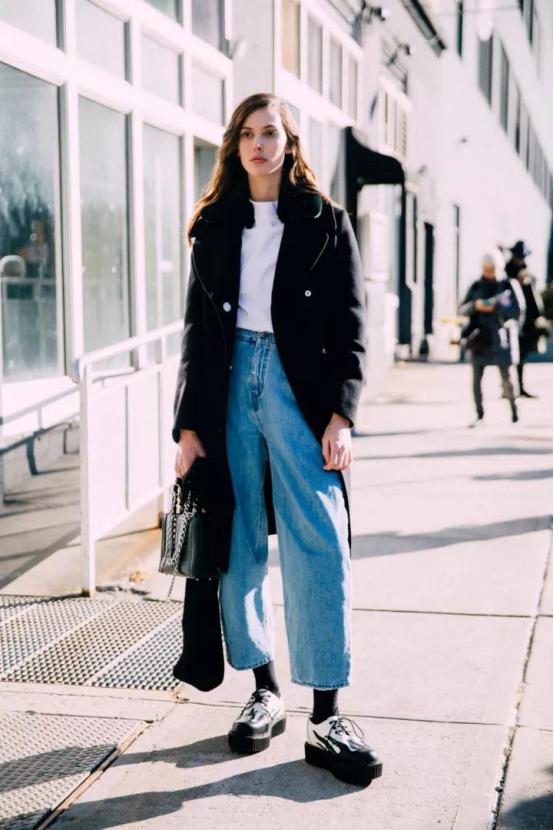 穿了这么多年裤子，一年四季都喜欢“阔腿裤”，立志穿出花来