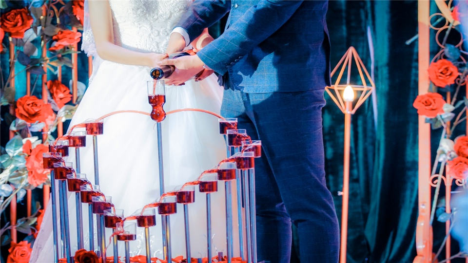 太爱一个人舍不得放手怎么办,放不下一个深爱的人最有效方法