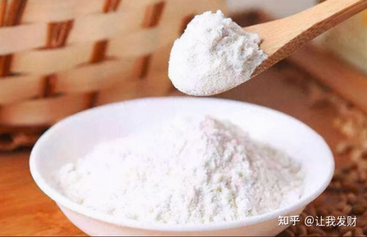 狗鼻子一圈有黄脓,狗鼻子上长疙瘩有脓