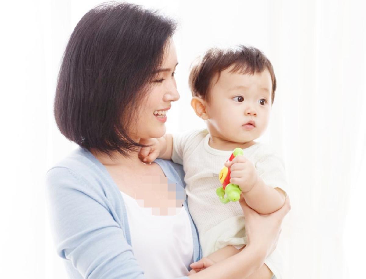 宝宝屁股上火严重,孩子屁股上火了怎么才能快速的好