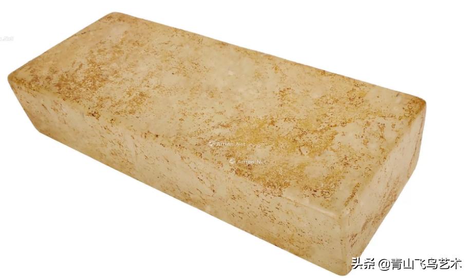 九件价值不菲的精美天然水晶精品图片赏析，每件都精巧细致