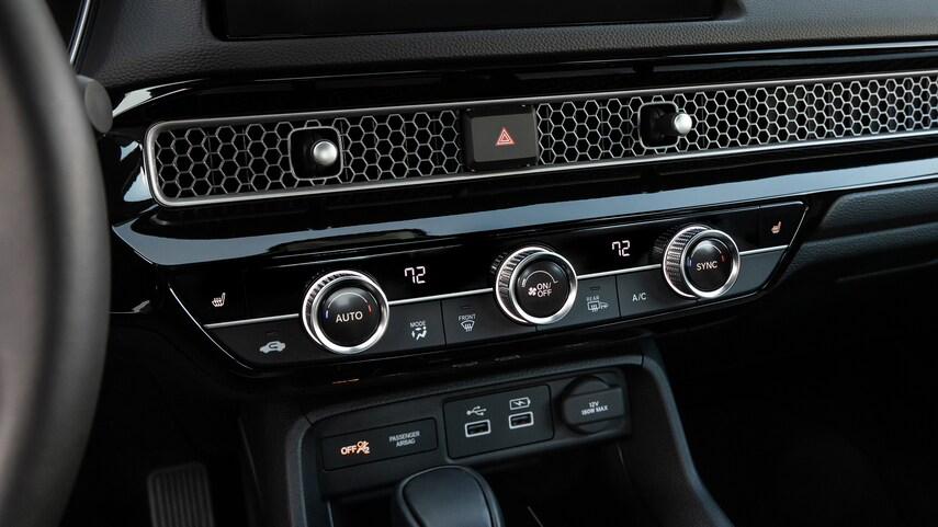 本田雅阁思域2023款哪款最值得买,本田思域顶配值得买还是买雅阁