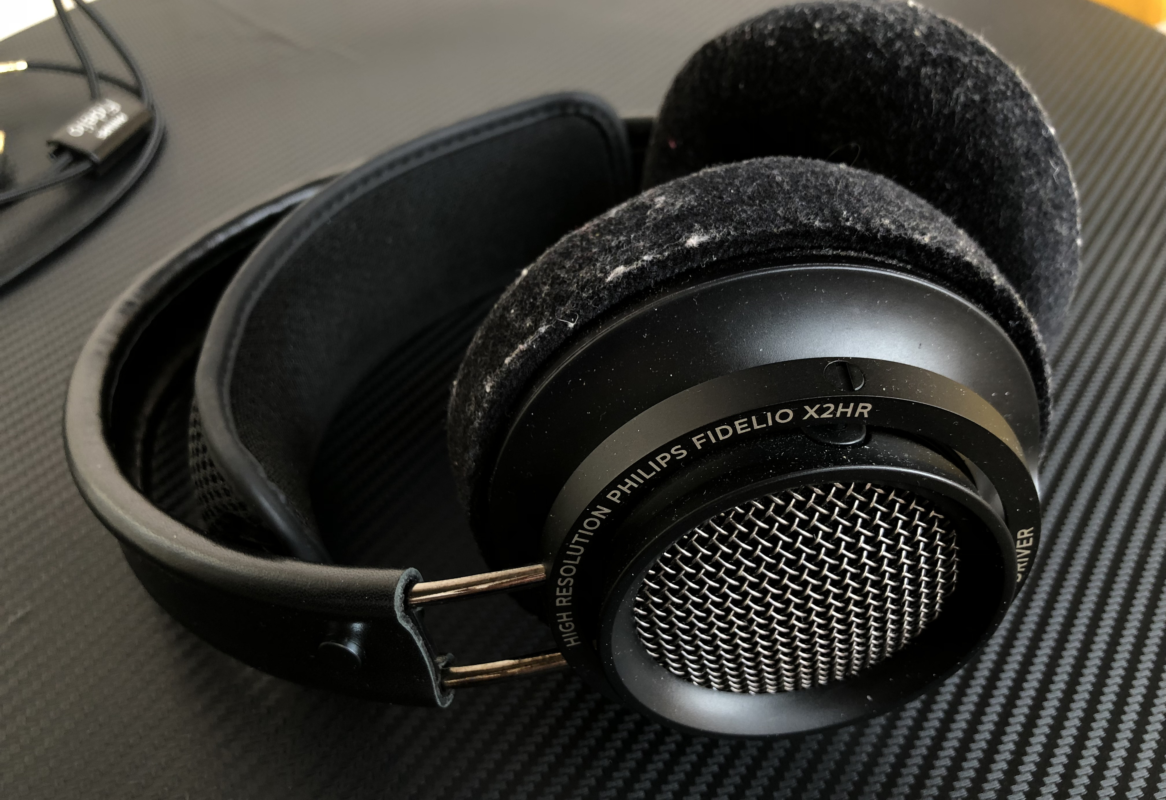 飞利浦耳机fidelio怎么拆,单元母排烧了怎么办