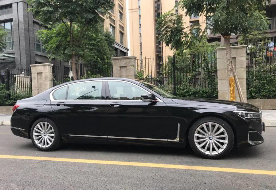 预算110万,宝马7系和奔驰S级选谁更正确,车主:想说六个字