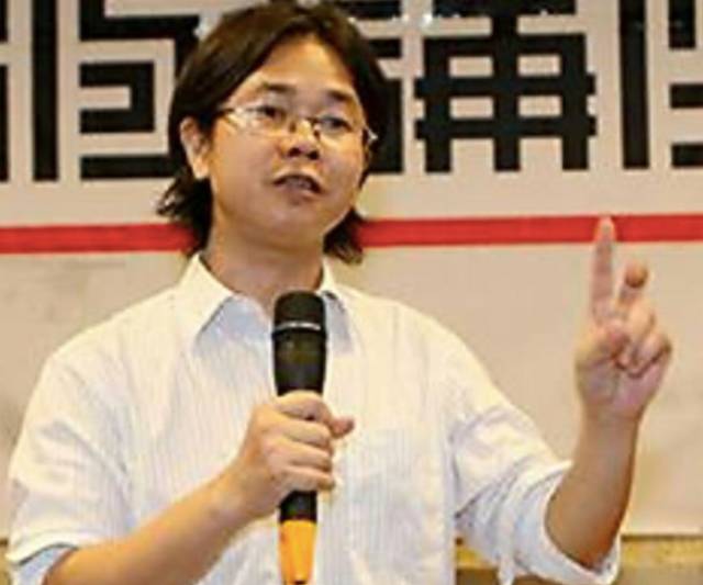 各所大学法学教授,每一所法学院都有一个教授