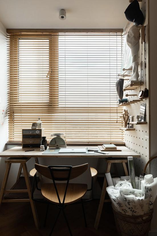 年轻人一人一猫的独居生活,一屋一人一猫的生活视频