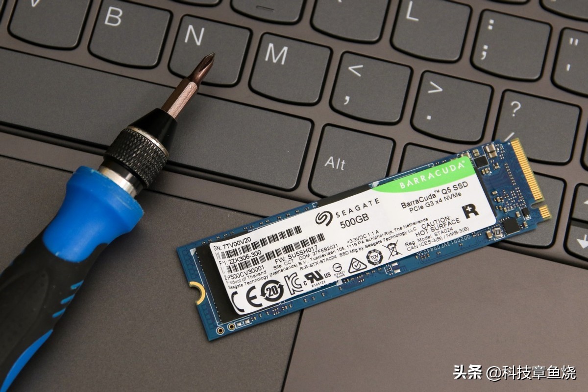 希捷酷鱼q5m.2tlc高速固态,希捷酷鱼5代硬盘