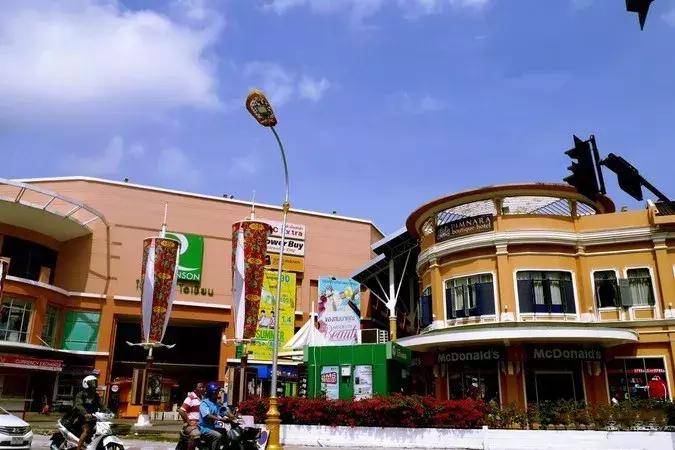 普吉岛雨天游玩攻略视频,普吉岛旅游帆船3天2晚