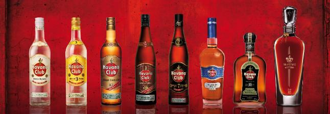 一个人去酒吧喝酒真实感受,酒吧喝酒到底有什么乐趣