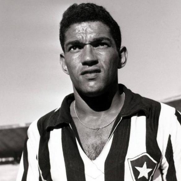 世界足坛公认的十位足球运动员,世界足坛史上十大足球巨星