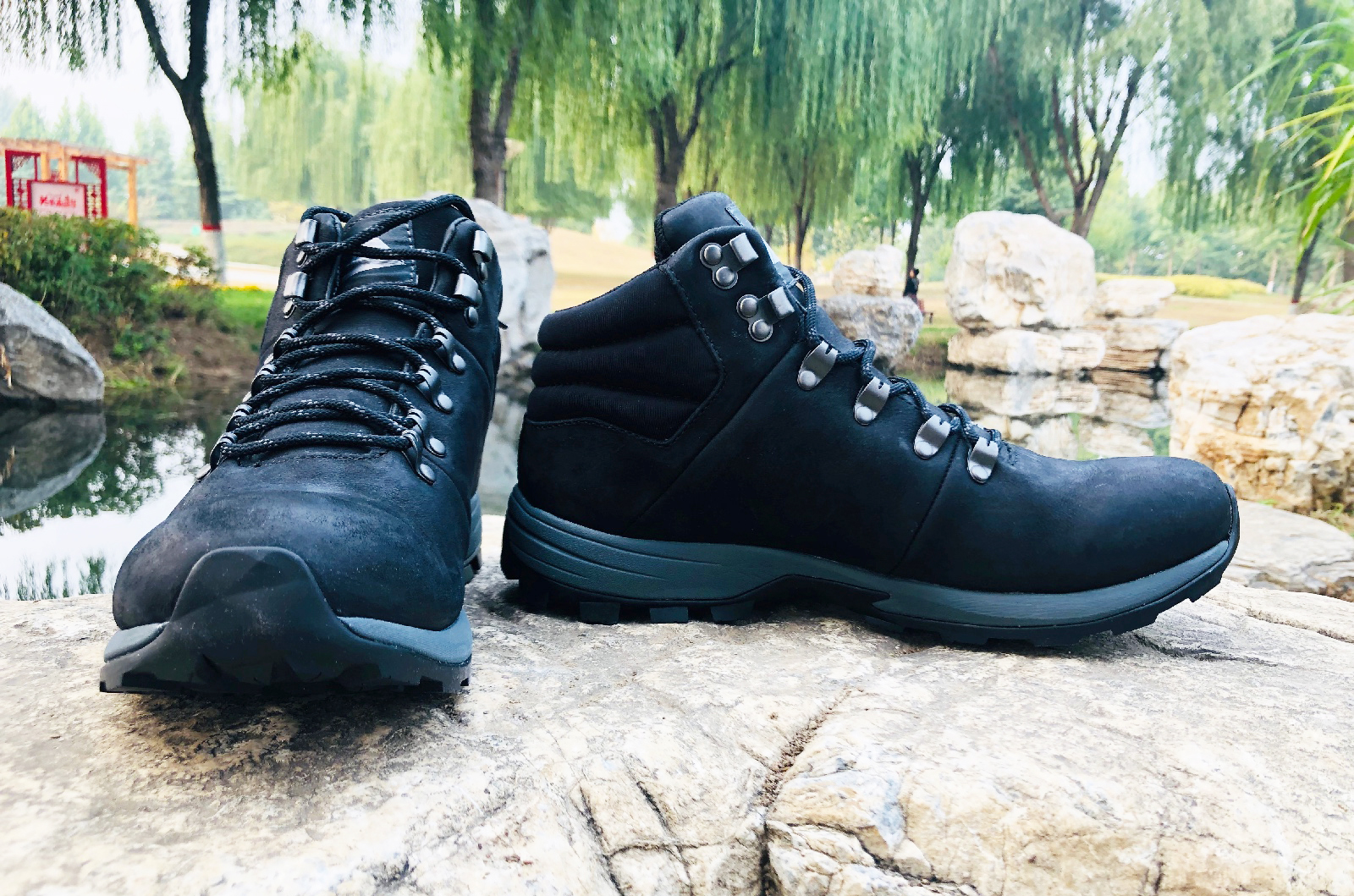 专业登山鞋达赫斯坦开箱！开启户外运动全新体验