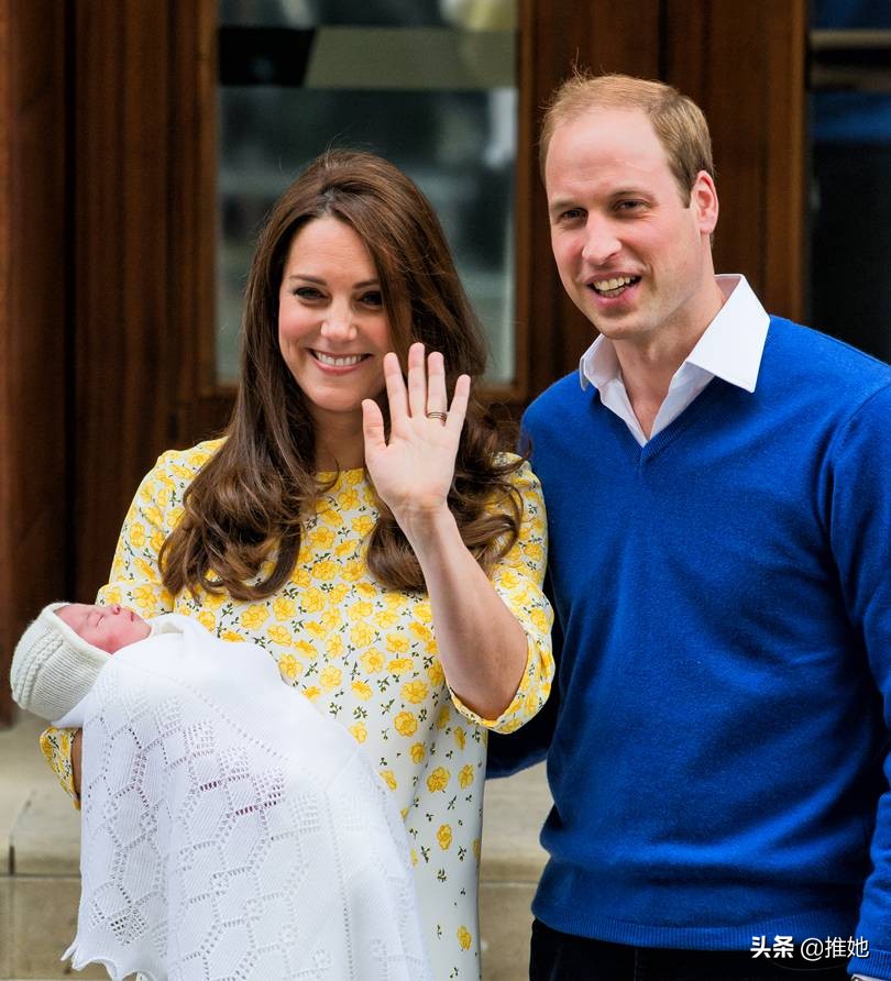 我是夏洛特公主，6岁啦，看了我出生到现在的点滴，过节要开心哦