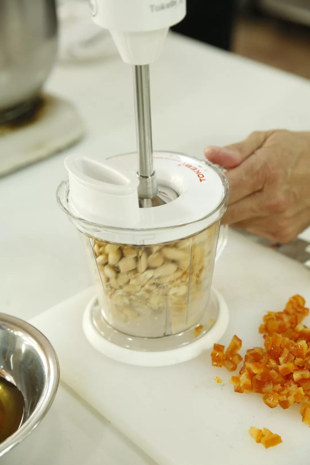 搅拌面团的最佳方法,面团的搅拌的过程