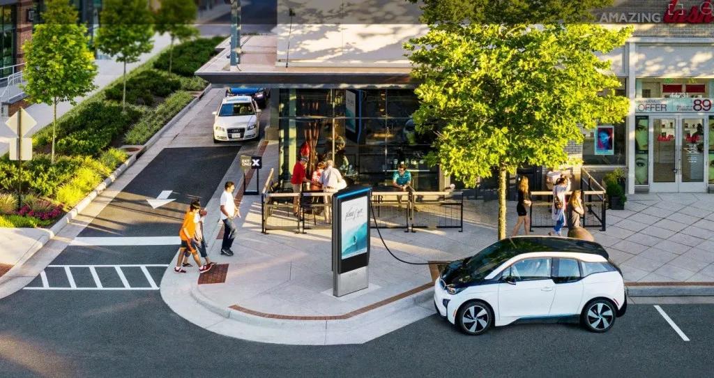 户外媒体行业未来发展之路,传统户外媒体行业现状