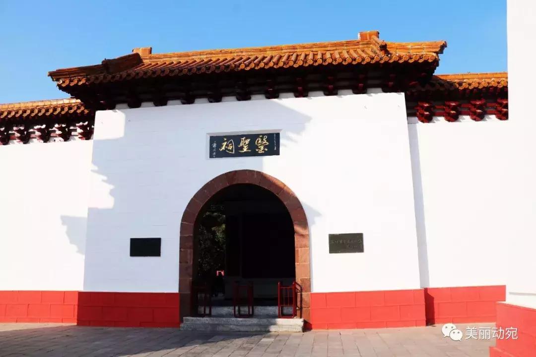 这本书,世上只有一本;这个人,也再也不会出现