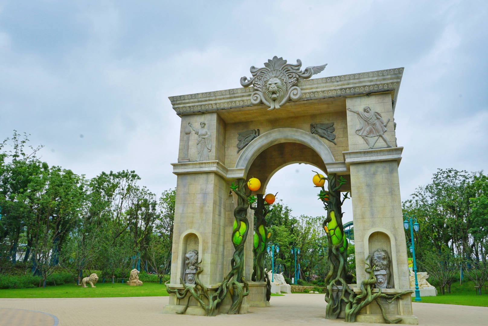 苏州乐园夜场游玩攻略,苏州乐园攻略玩的人多不