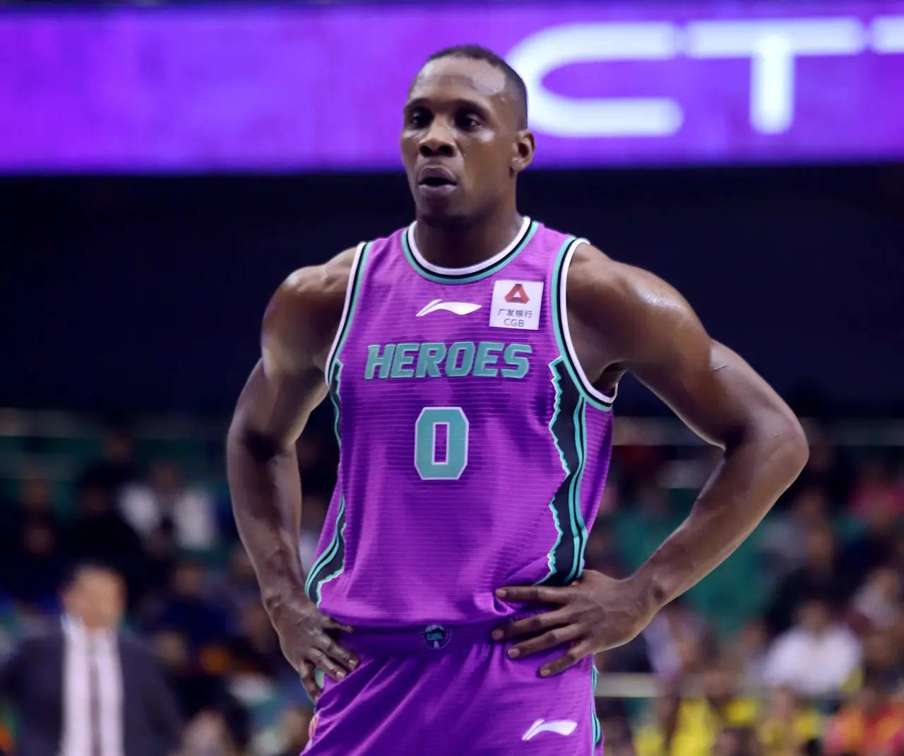 郁郁不得志的莫泰豪言为*疆新**夺冠，面对旧主山东，请开始你的表演