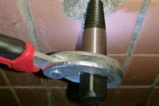 水龙头管子怎么截断,水龙头断在水管里最简单的办法