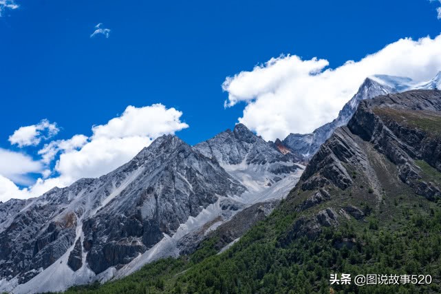 4500米稻城亚丁徒步多少小时,稻城亚丁四千多米海拔爬山四小时