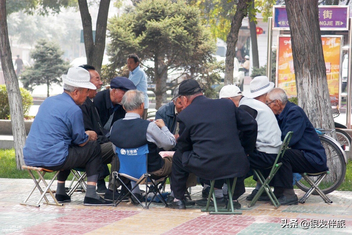 扑克的特殊功能,扑克升级叫什么