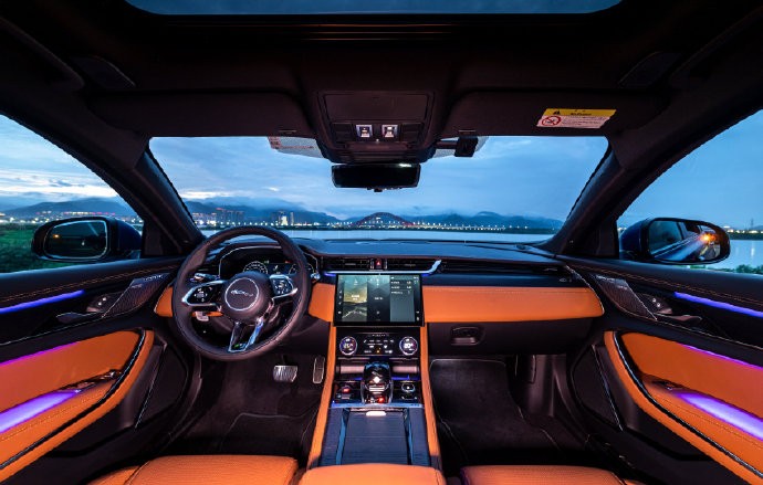 捷豹2018xflprestigeluxplus,向极致豪华进军试驾全新捷豹xfl