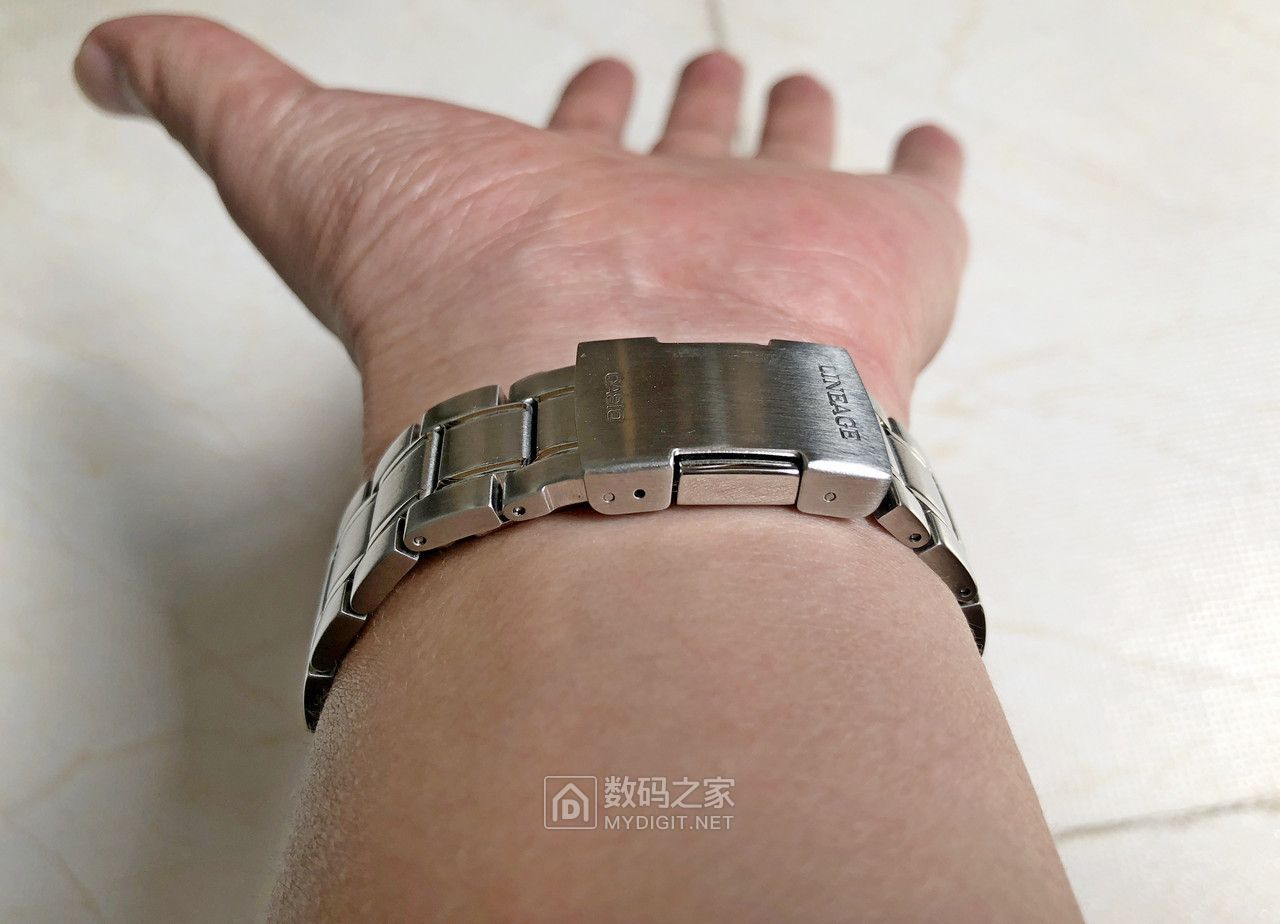 卡西欧ecw-m300手表说明书,卡西欧gst-s310-1a测评