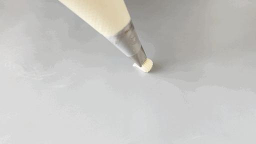 教人如何裱花视频讲解教程,蛋糕裱花必须知道的几种表现手法