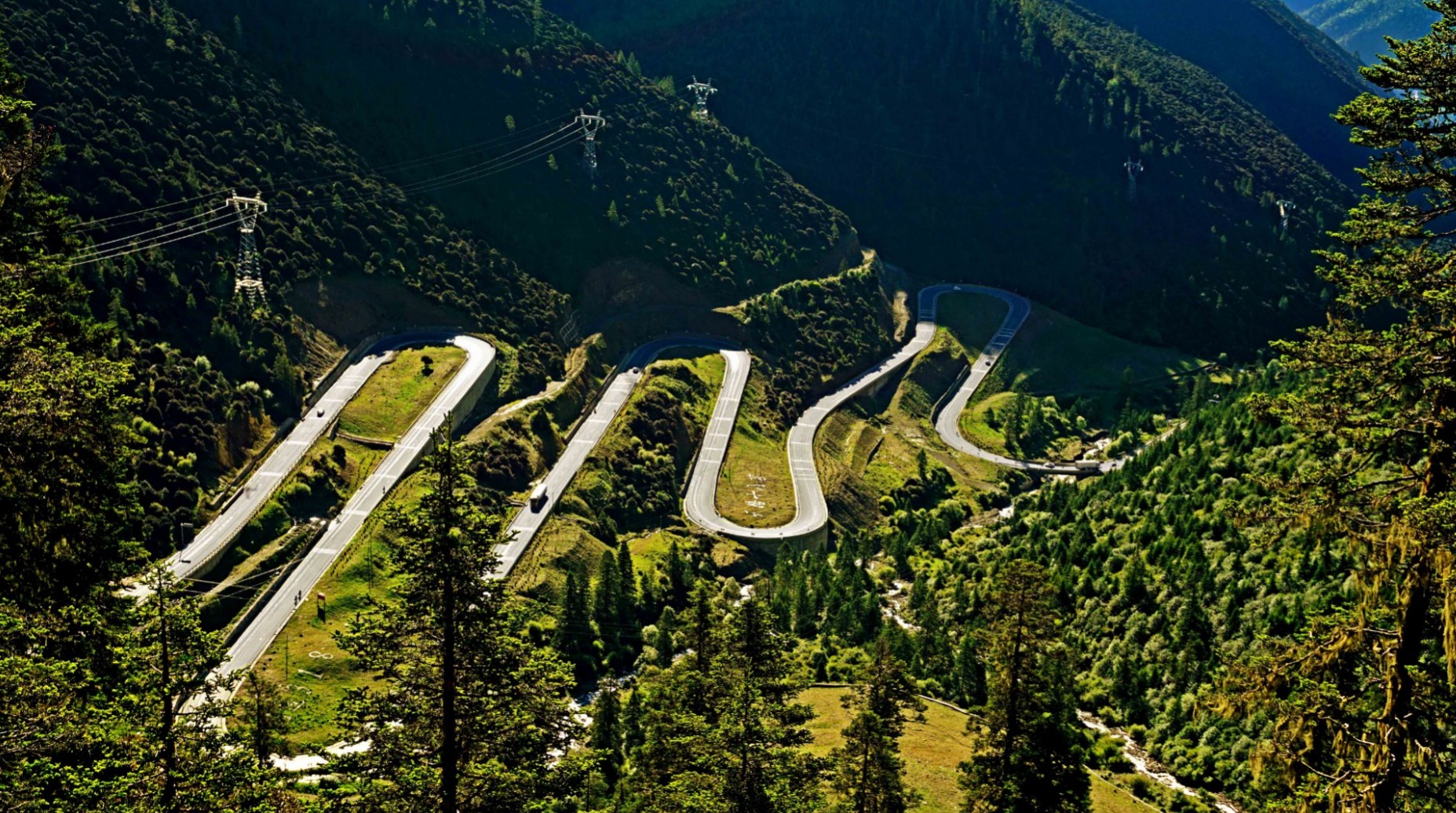 骑越野摩托车去西藏摩旅,摩旅川藏常见的摩托车