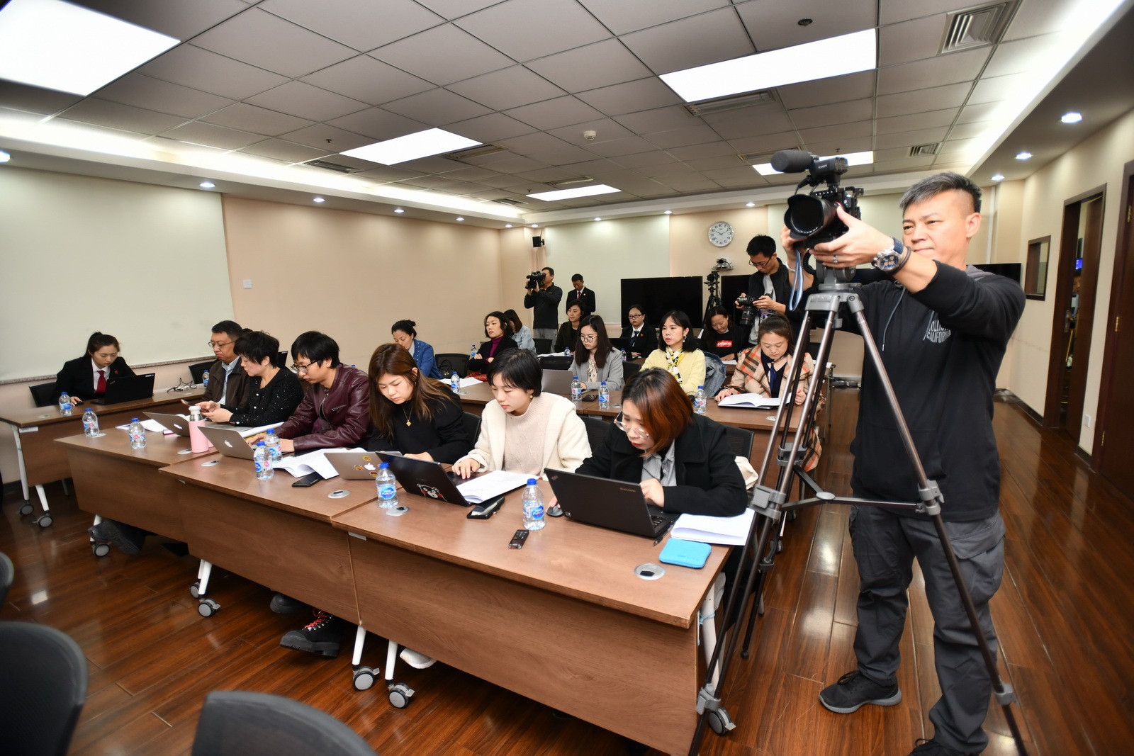 全国首例网络个人大病求助案一审宣判法院建议:健全规范加强自律完善资金监管使用