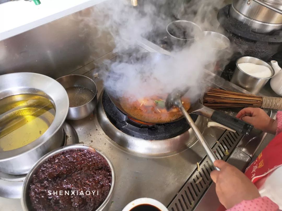 一上午走了2万步,一上午走一万步