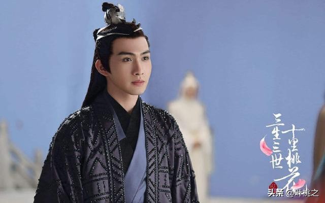 三生三世离镜哪里去了,三生三世离镜是蝙蝠精吗