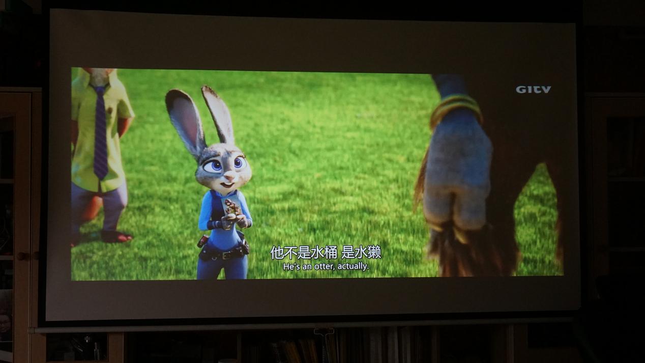 轰天炮投影仪a1ws投影效果怎么样,轰天炮智能投影