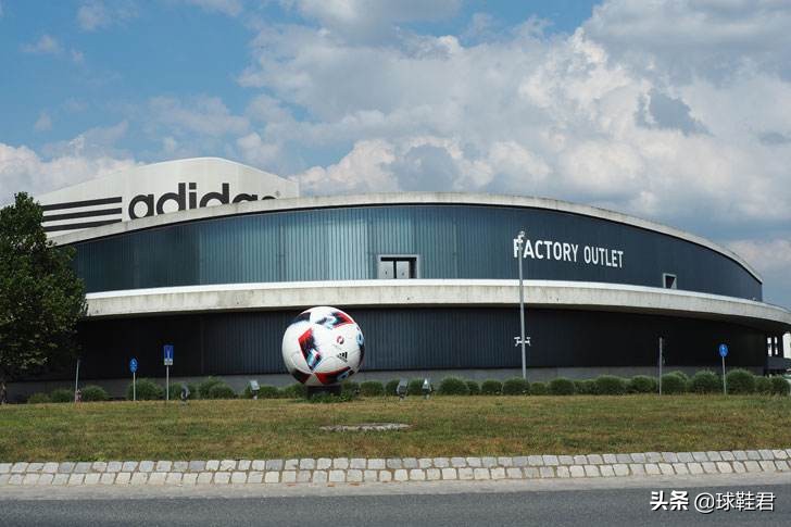 为什么说阿迪达斯和彪马是一家,阿迪达斯和彪马的历史渊源