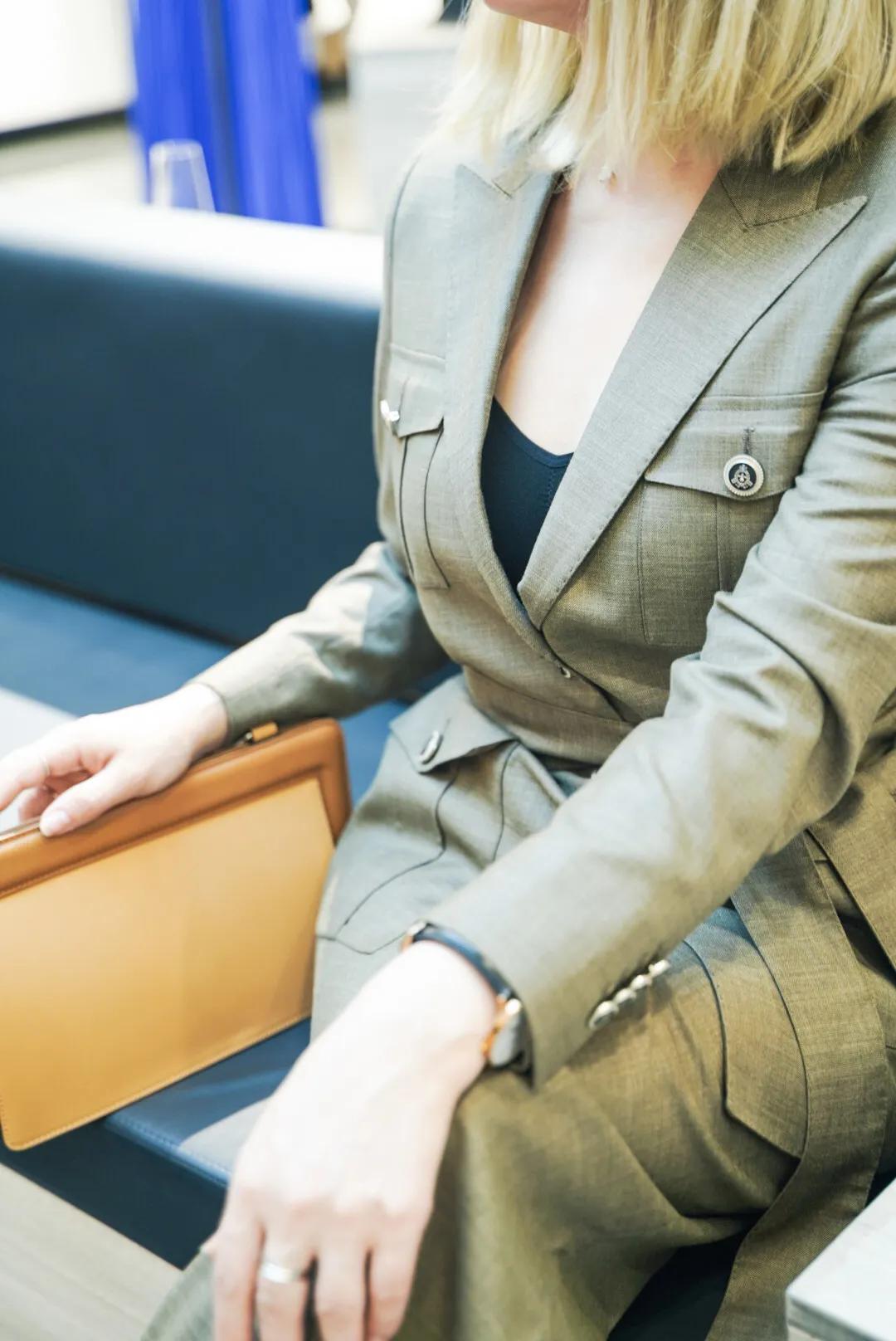 真美服饰女装,真美新服装