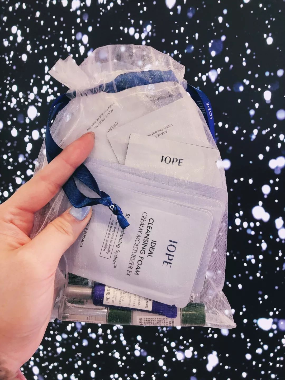 香奈儿官网怎么申请小样,娇韵诗双萃精华小样免费领