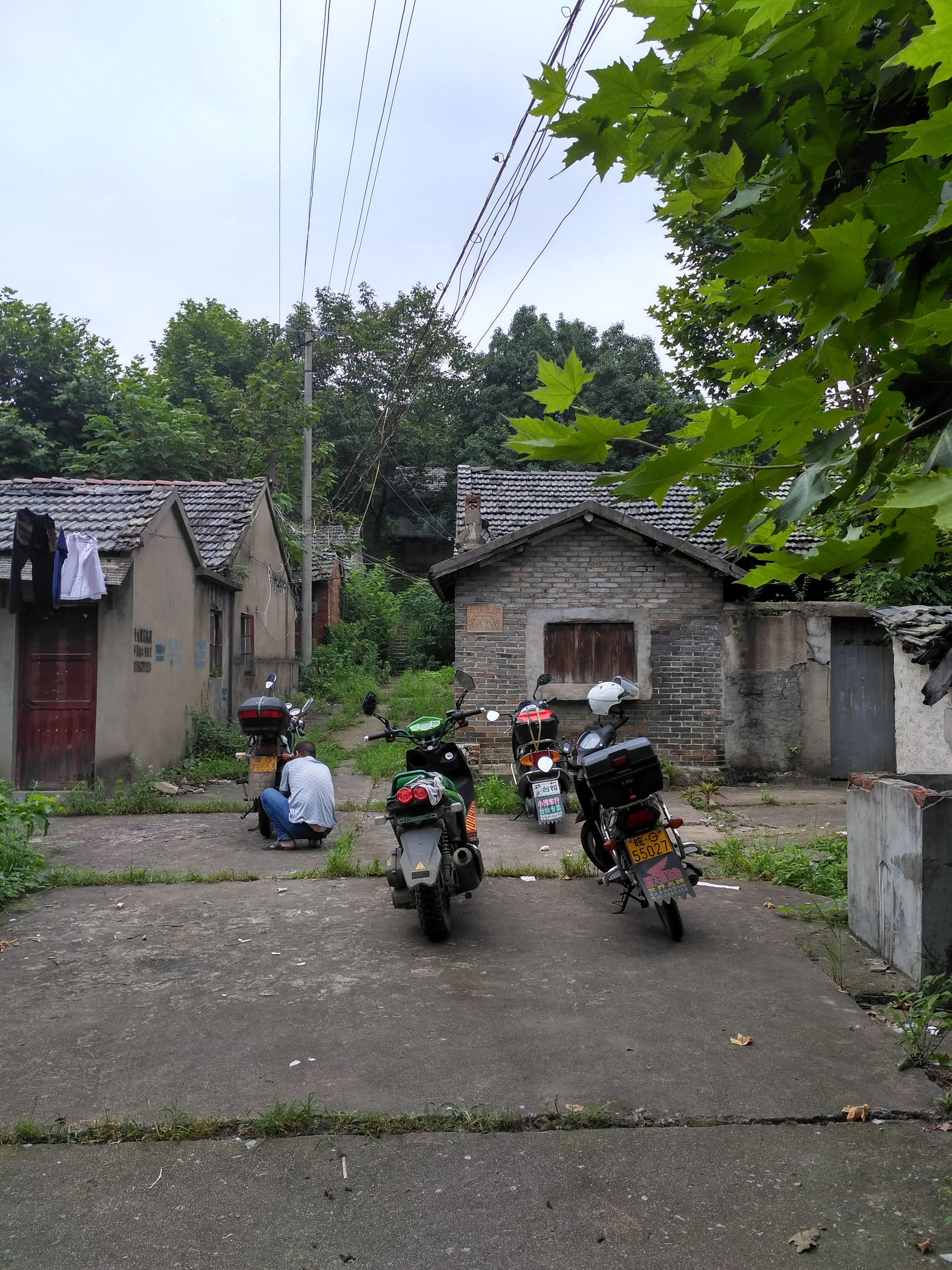 摩友一起骑行的视频,与摩友一起川藏