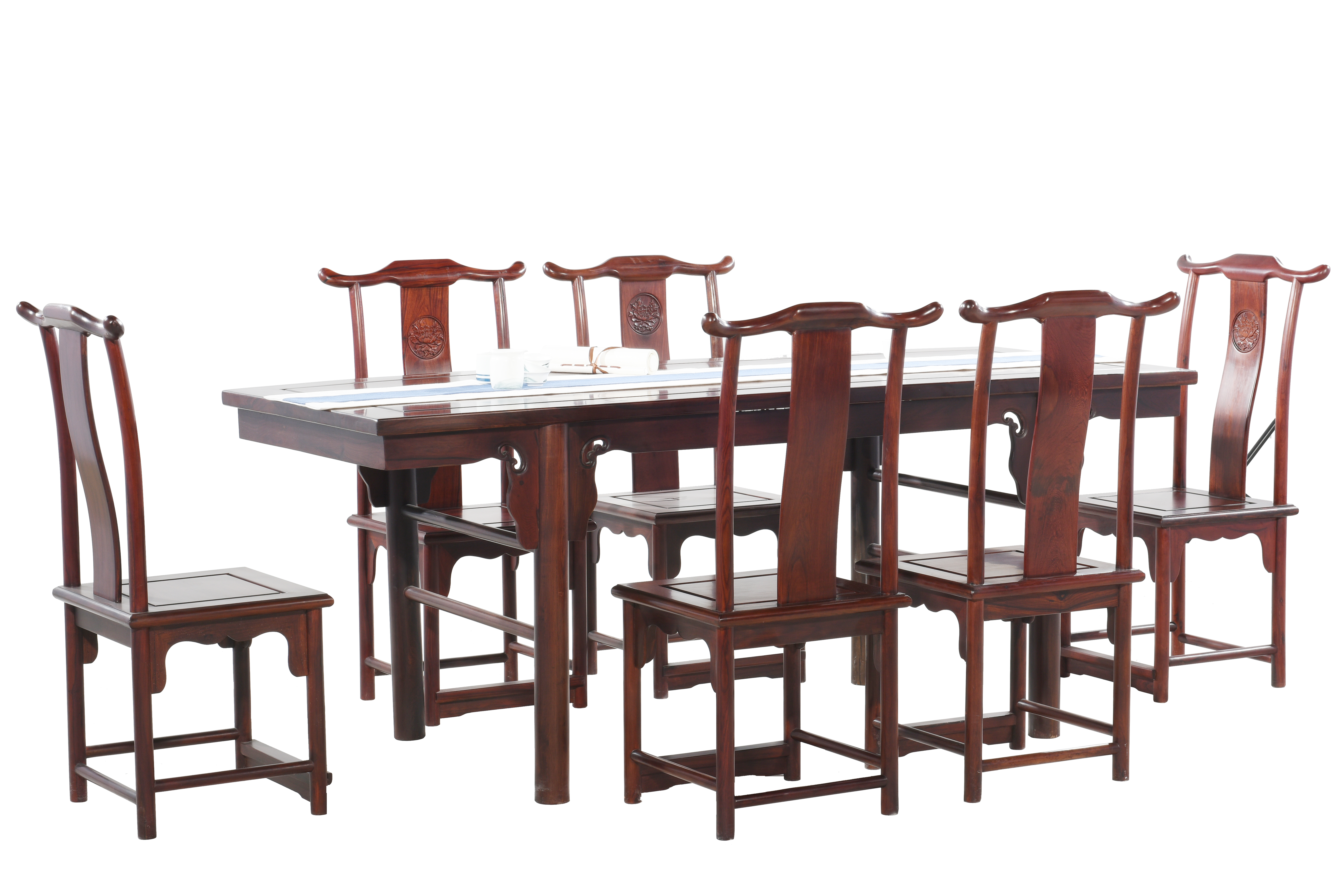 非洲酸枝木与传统红木的区别